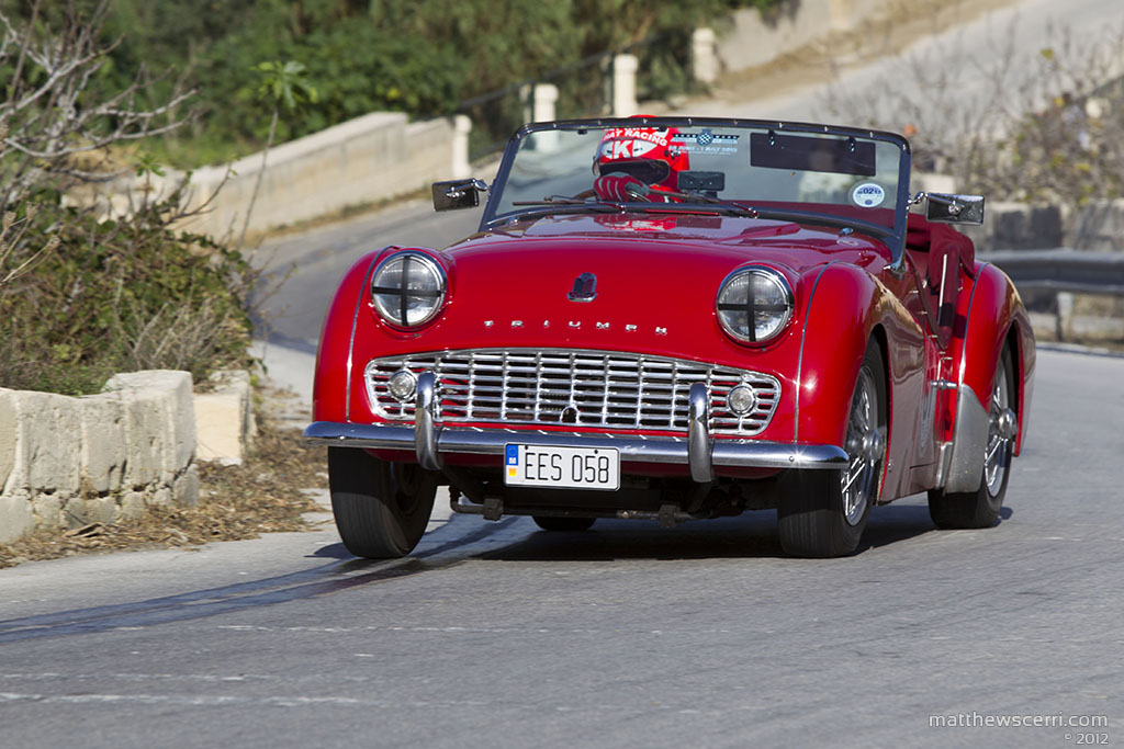 IMAGE: http://matthewscerri.com/Gallery/MdinaGP2012Sun/images/MG4_7620.jpg