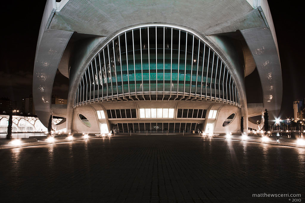 IMAGE: http://matthewscerri.com/Gallery/Valencia/images/_MG_8155%20copy.jpg